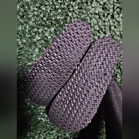 Colorful Beaded "JUNK" or "EVERYTHING" Shoes - Picture 7 of 12